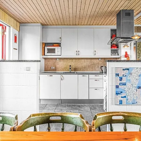 Cozy In Tranekaer With Kitchen